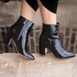 Sam Edelman Hilty 2 Black Patent Ankle Bootie Sz 9